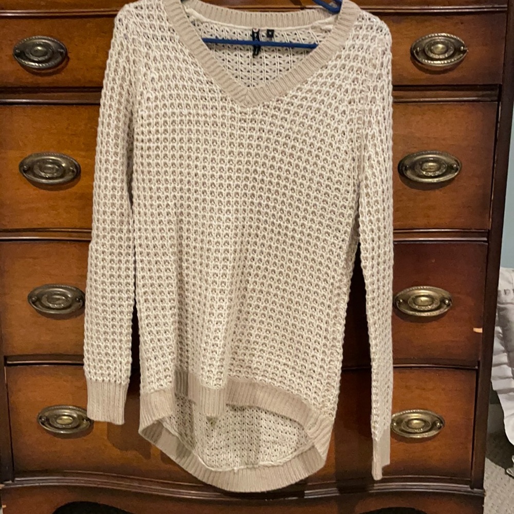 Nude sweater